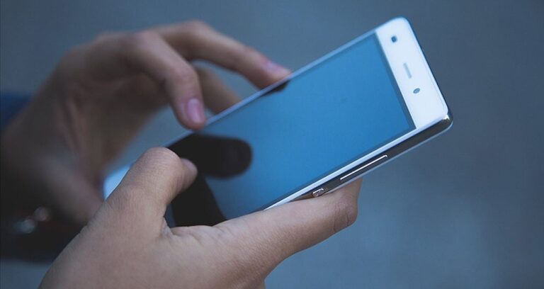 dunyaca-unlu-telefon-ureticisi-turkiyeden-cekiliyor-JdKJ9CK5.jpg